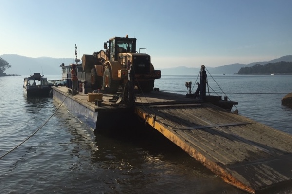 barge hire for waste and sullage on water front properties